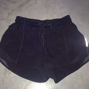 size 4 tall lululemon shorts
